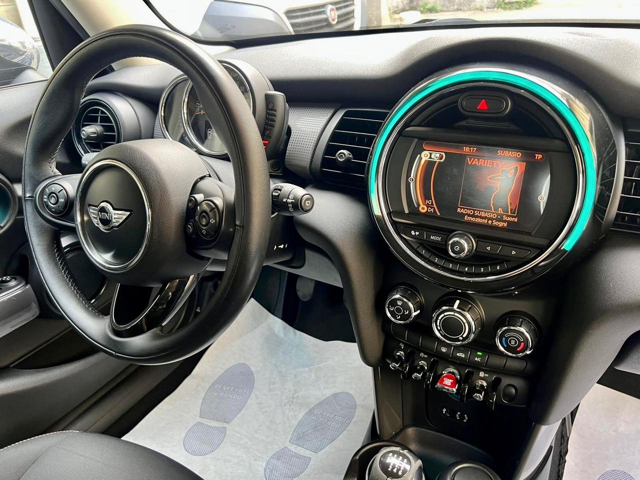 Mini Cooper 5 porte 1.5 Boost