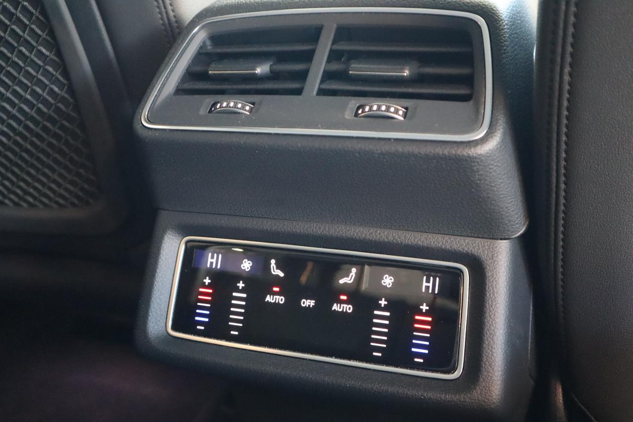 E Tron 55 408CV S-LINE QUATTRO HUD 360° MATRIX 21"