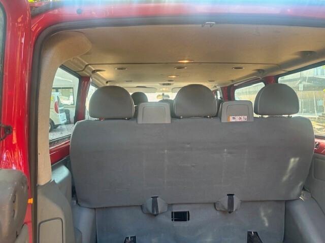 Ford Transit/Tourneo/Bus Transit 300S 2.2 TDCi/140 PC-TN Combi 9 POSTI