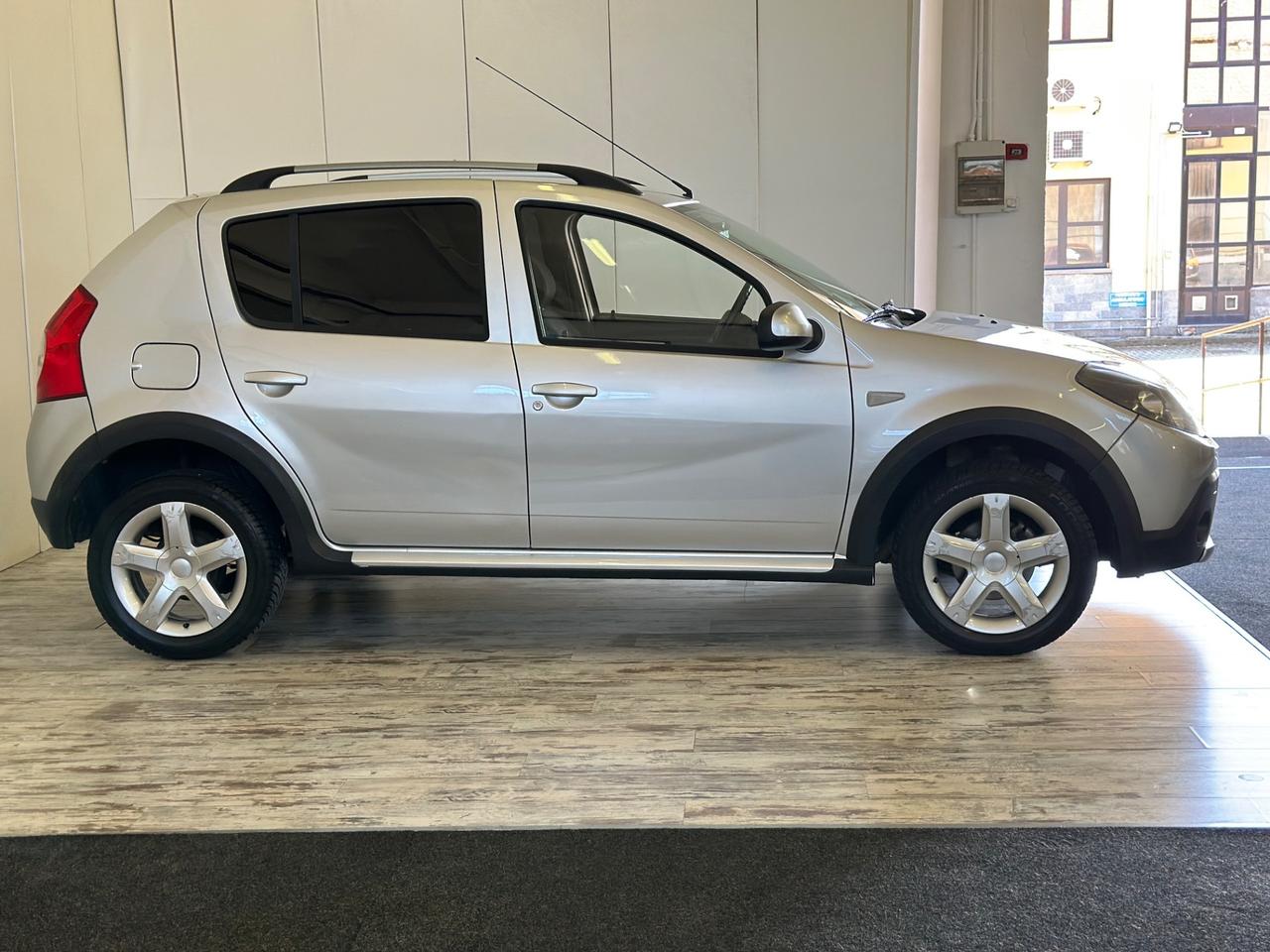 Dacia Sandero Stepway 1.6 8V GPL 85CV Ok Neopatentati