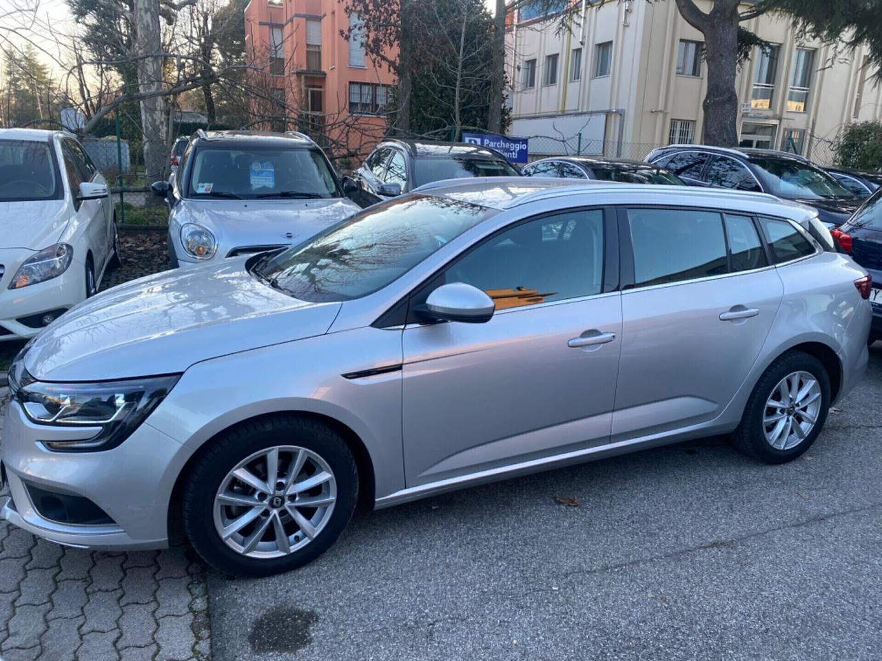 Renault Megane Mégane Sporter Blue dCi 115 CV Duel2