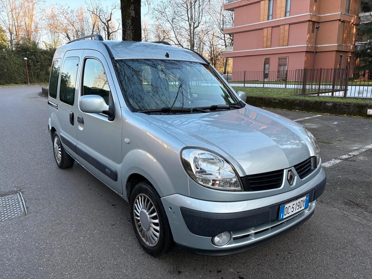 Renault Kangoo 1.5 dCi/84CV 5p. Pampa Luxe