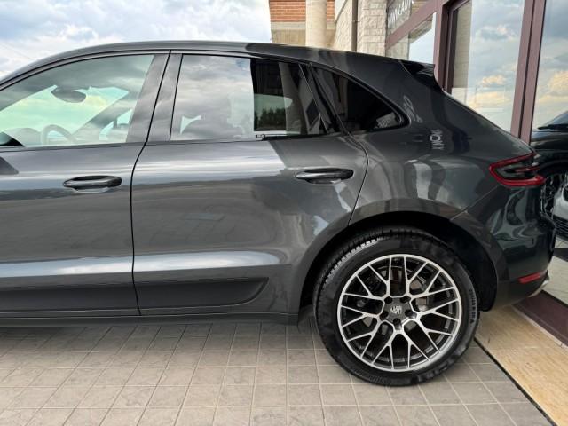 Porsche Macan 2.0 252cv pdk