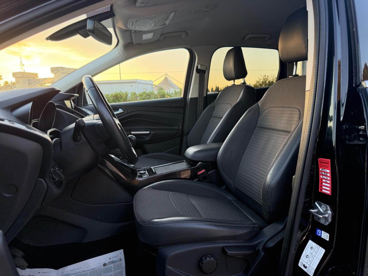 Ford Kuga 1.5 TDCI 120 CV S&S 2WD Titanium