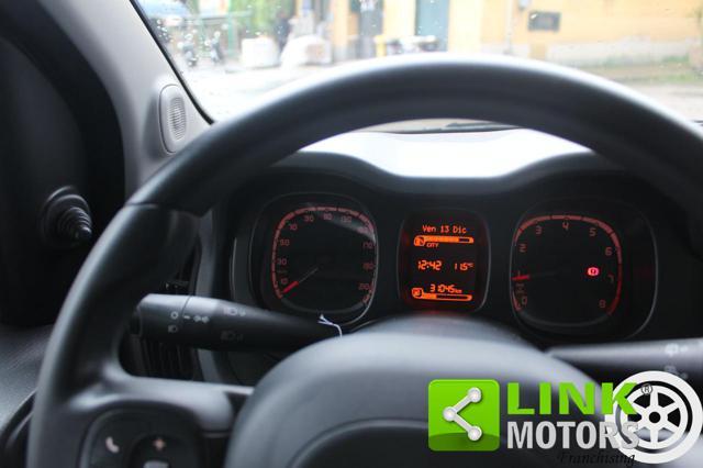 FIAT Panda FIREFLY 1.0 70 CV S&S HYBRID SPORT