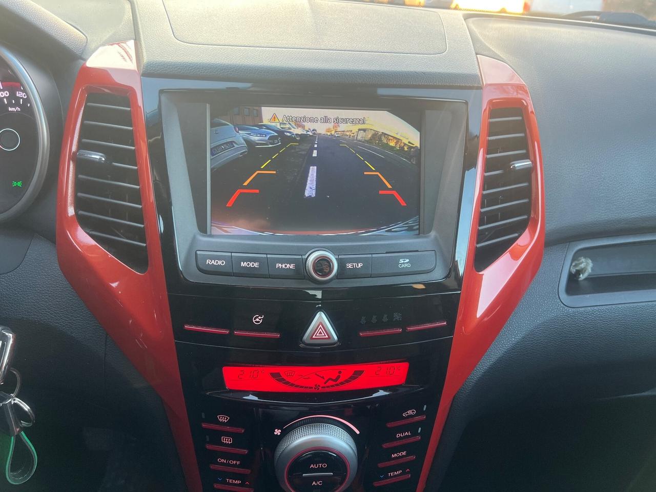 Ssangyong Tivoli 1.6 2WD Bi-fuel GPL I Lov it