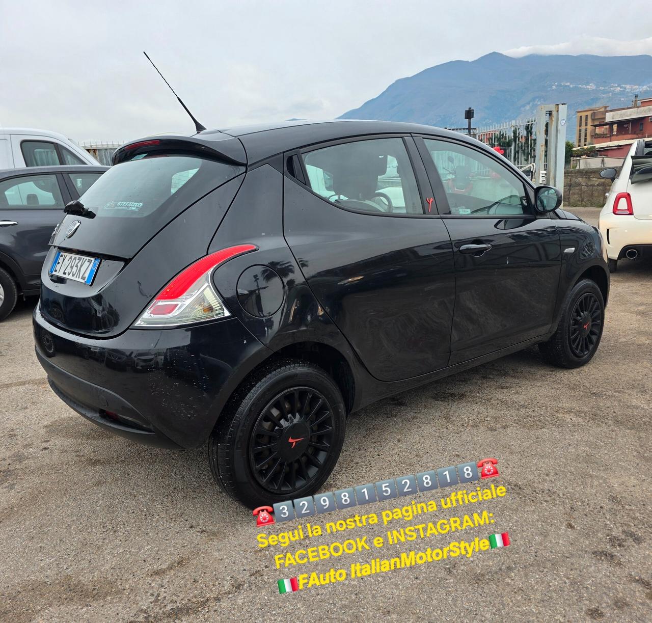 Lancia Ypsilon 0.9 TwinAir 85 CV 5 porte Metano Ecochic Elefantino