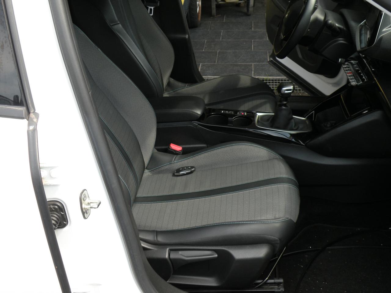 Peugeot 2008 PureTech 130 S&S Allure