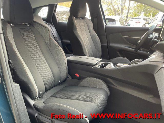PEUGEOT 3008 BlueHDi 130 EAT8 Active Business - PROMO