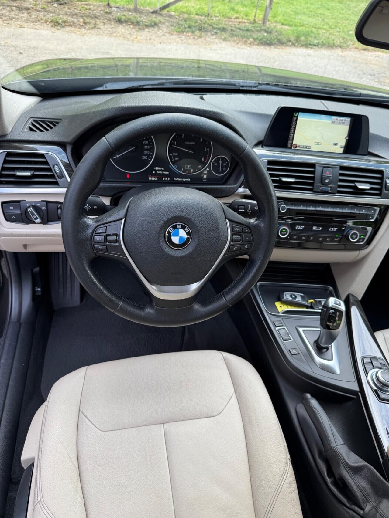 Bmw 320 320d xDrive Luxury