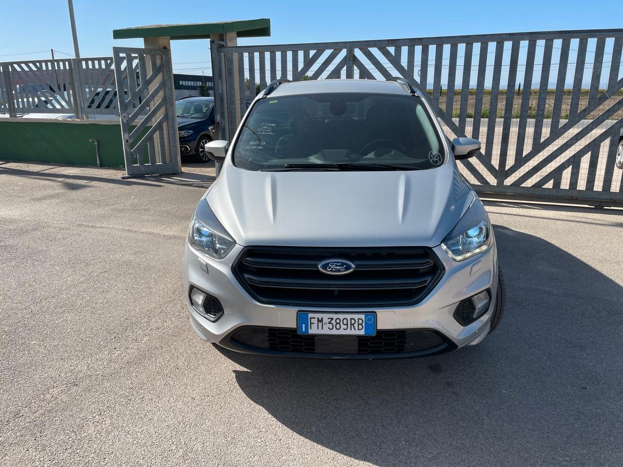 Ford Kuga 1.5 TDCI 120 CV 2WD Powershift ST-Line-NAVIGATORE-RETROCAMERA