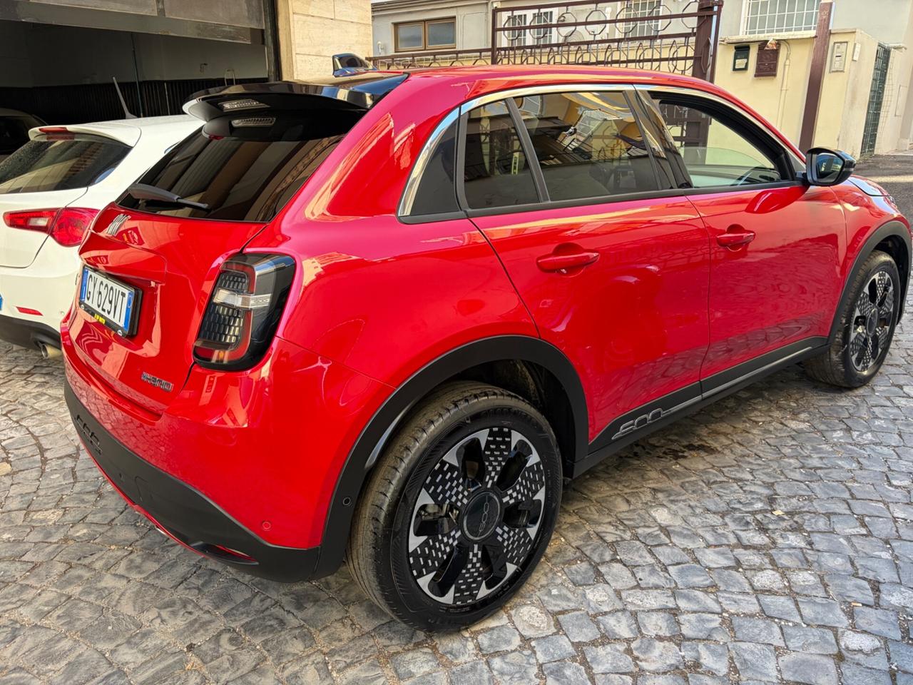 Fiat 600 Hybrid 110 CV DCT MHEV La Prima