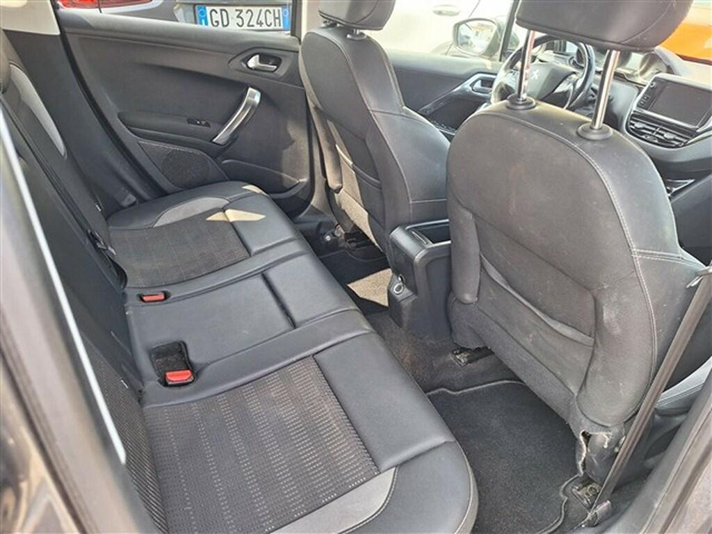 Peugeot 2008 1.2 PureTech Allure