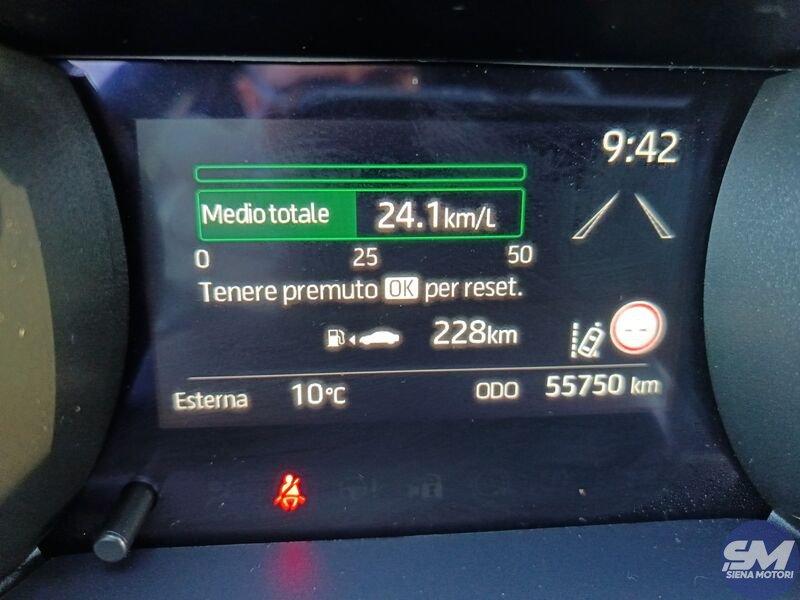 Toyota Yaris Hybrid Style MY21