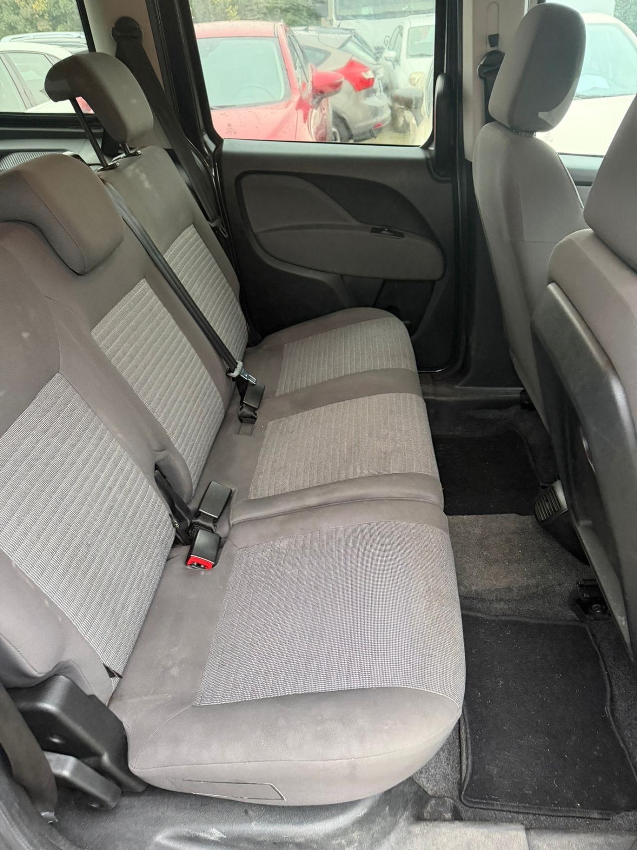 Fiat Doblò 1.6 MJT 16V 120CV Lounge Maxi neopatentati