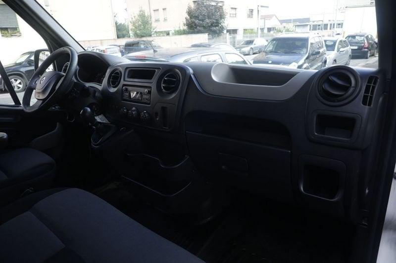 Renault Master Renault Master T28 2.3 dCi 135 PC-TM Furgone Ice Unicoproprietario