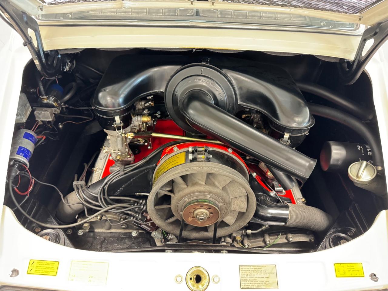 Porsche 911 2.0S SWB Coupe
