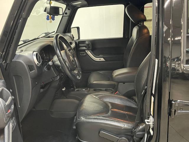 JEEP Wrangler Unlimited 2.8 CRD DPF Sahara Auto