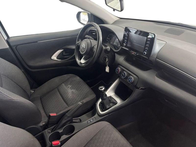Toyota Yaris Yaris 1.0 Active IVA ESPOSTA