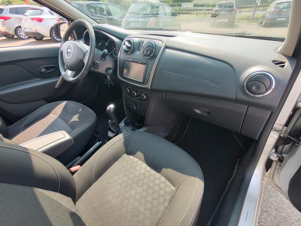 Dacia Sandero 1.2 GPL 75CV Lauréate, BENZINA\GPL, OK NEOPATENTATI, GARANZIA L.12 MESI