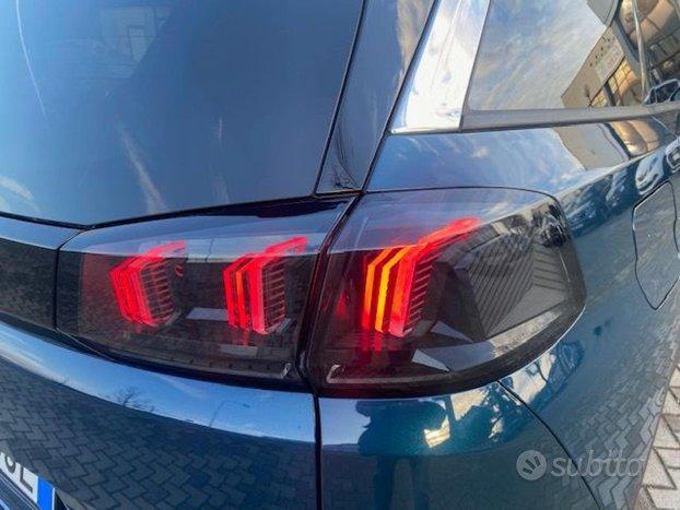 PEUGEOT 5008 BlueHDi 130 S&S EAT8 Allure Pack