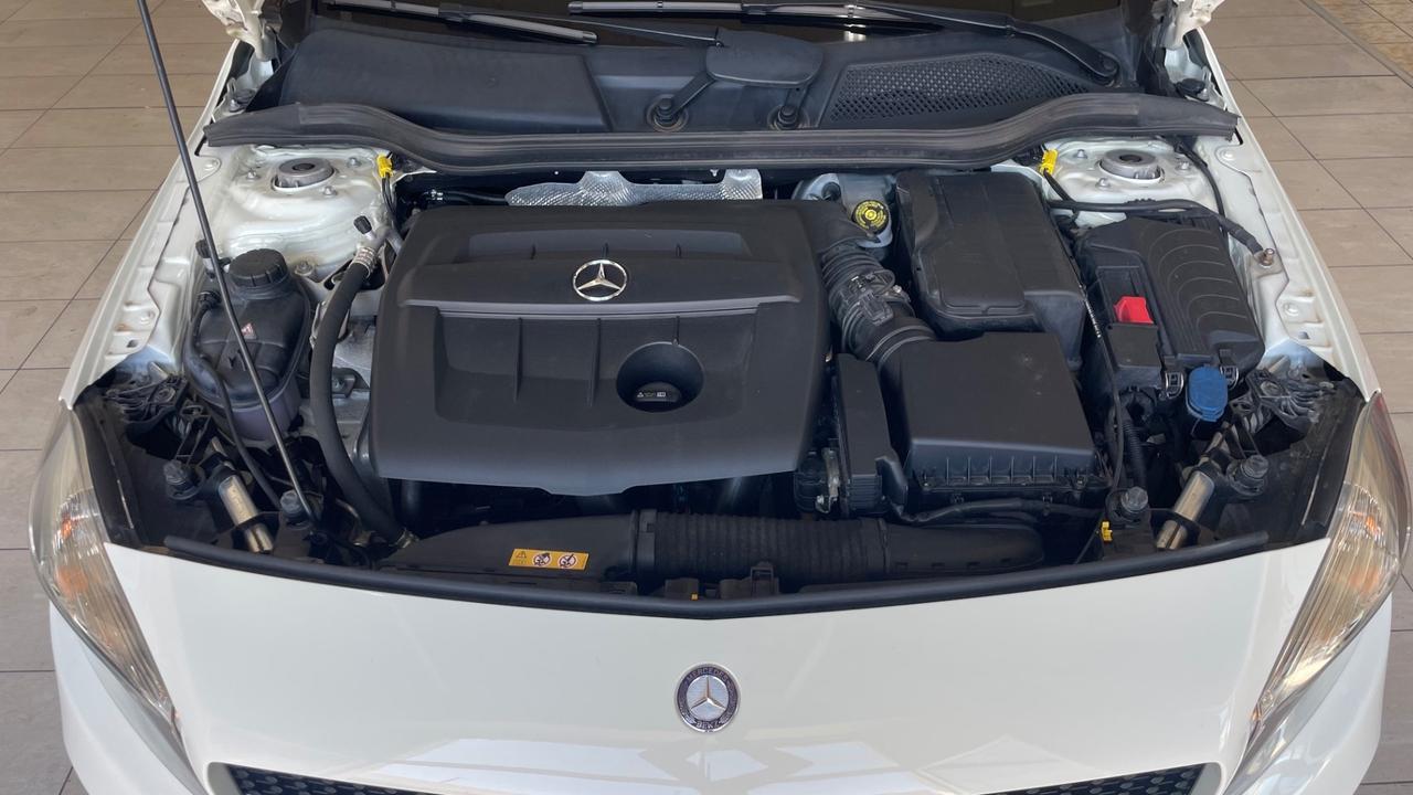 Mercedes-benz A 180 d Premium