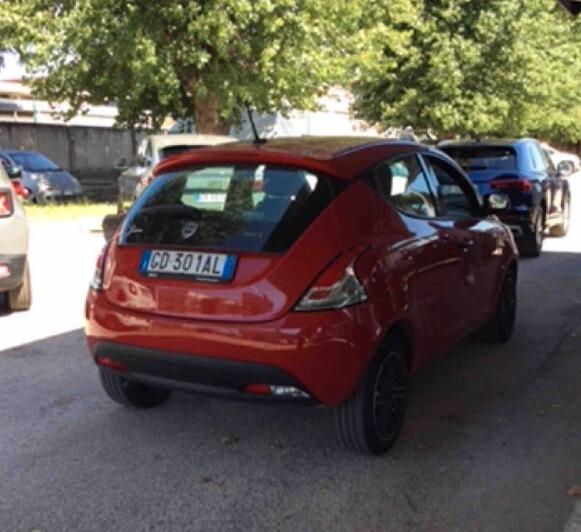 LANCIA Ypsilon 1.0 FireFly Hybrid S&S Silver