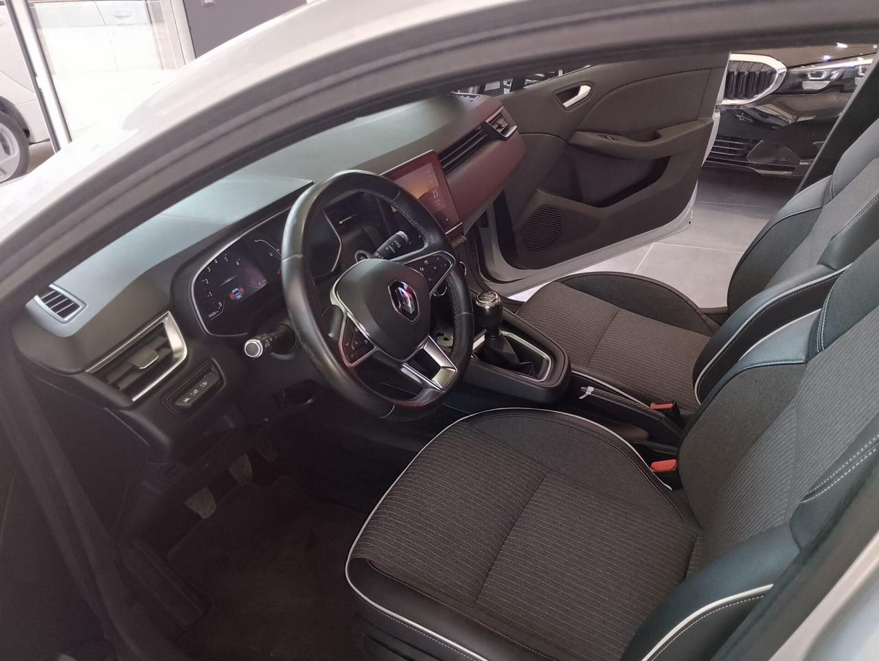 Renault Clio TCe 100 CV 5 porte Intens