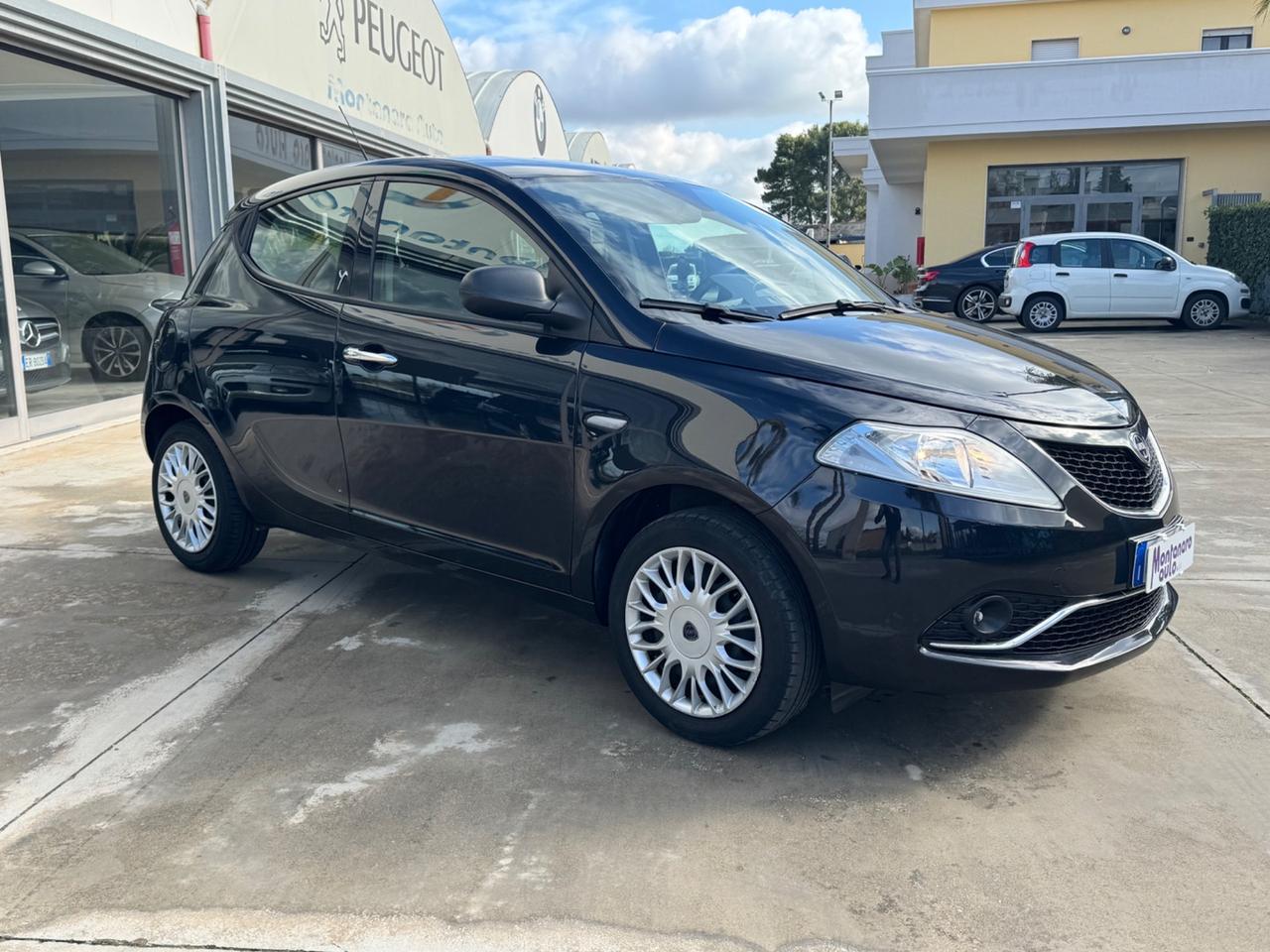 Lancia Ypsilon 1.2 BENZINA