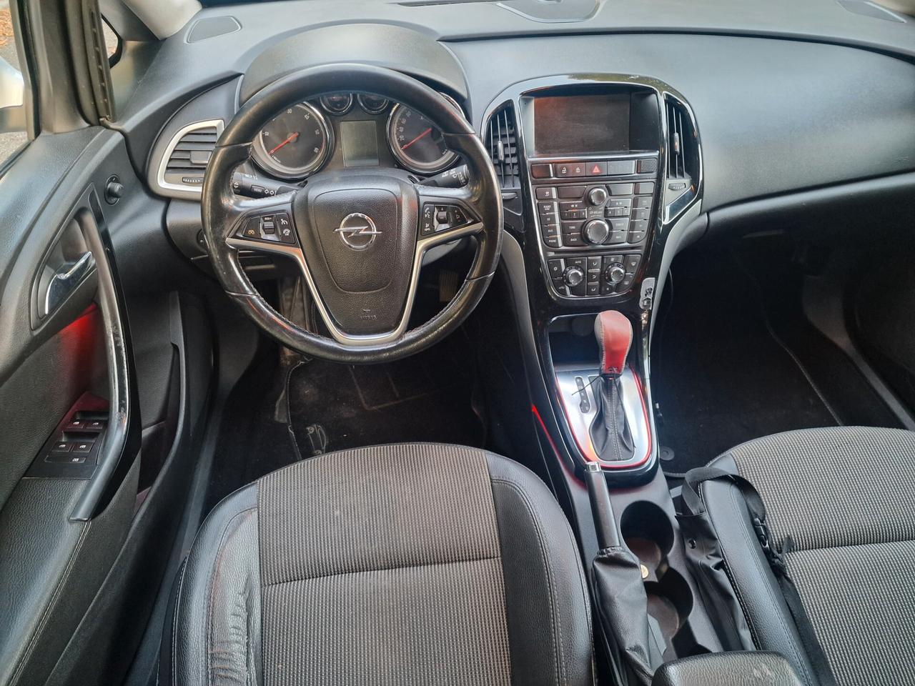 Opel Astra 2.0 CDTI 165CV Sports Tourer aut. Cosmo Fleet