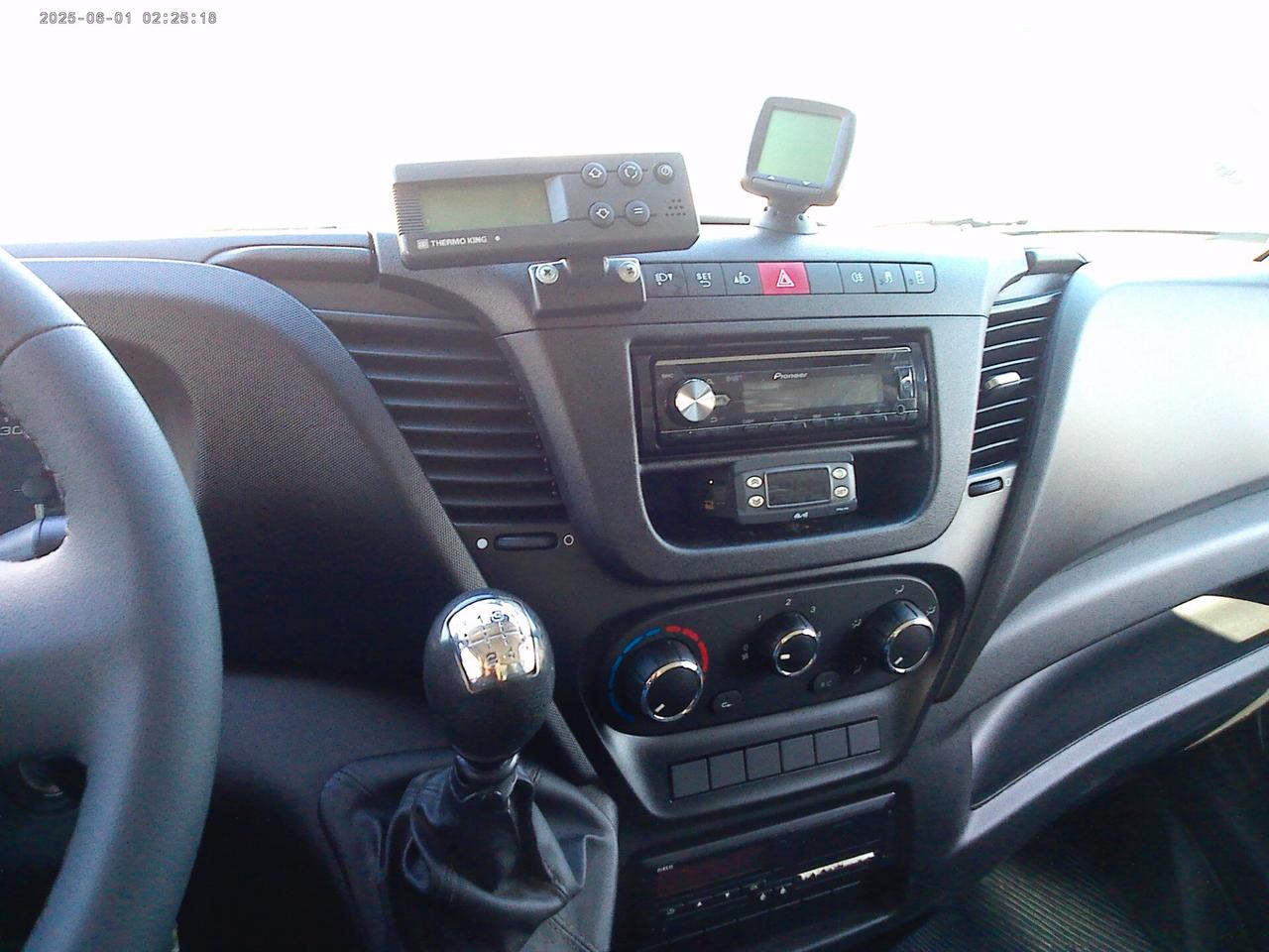 Iveco Daily 72C18 3000 180CV E6 FRIGO+PEDANA 5.20M 10 PEDANE