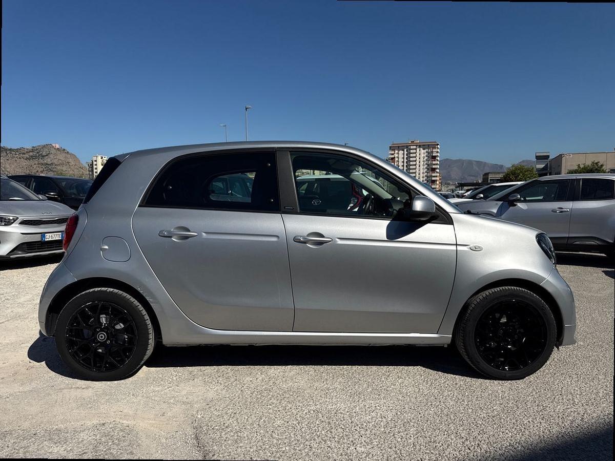 SMART Forfour II 2015 - Forfour 0.9 t Passion 90cv twinamic my18