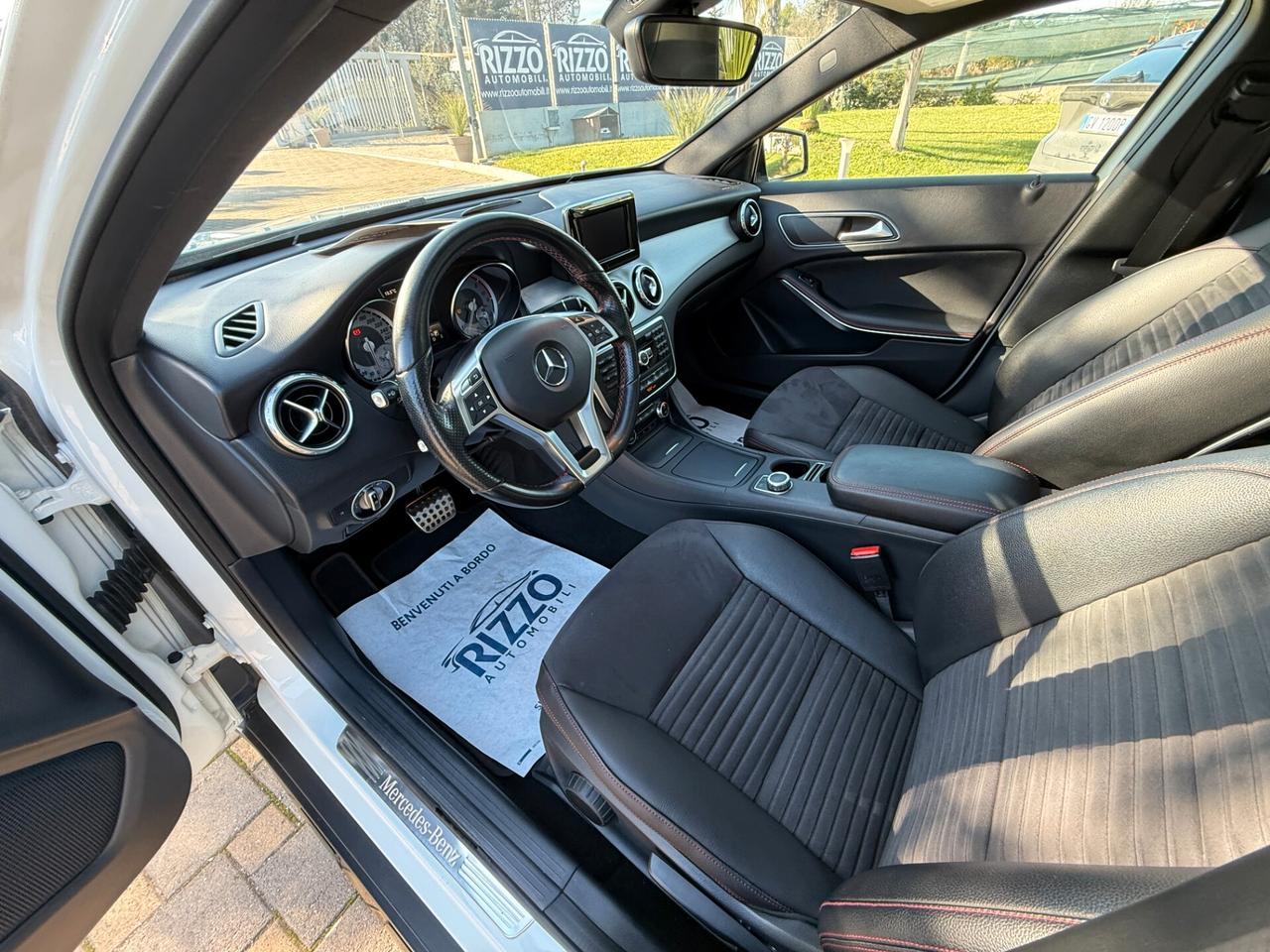 Mercedes-benz GLA 200d Premium Amg Tetto Pelle Navi 12/2015