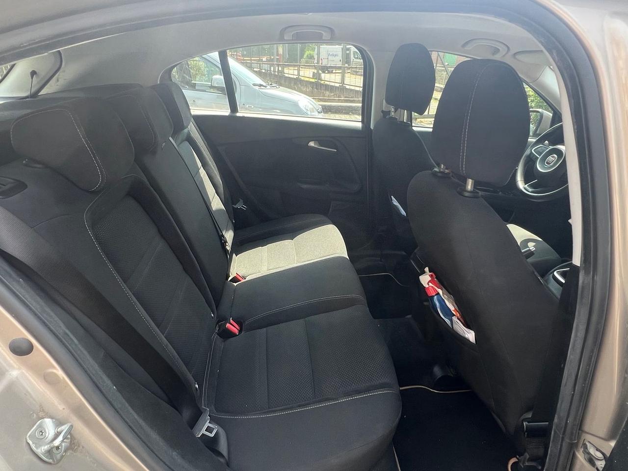 Fiat Tipo Lounge 1.4 Turbo LPG #11718