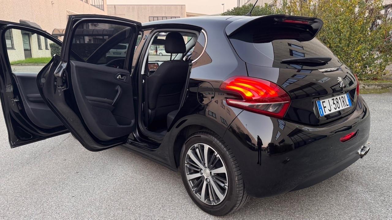 Peugeot 208 PureTech 82 5p. GPL Allure ok neo patentati