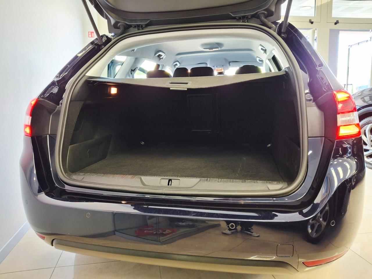 Peugeot 308 BlueHDi 120 S&S SW Business