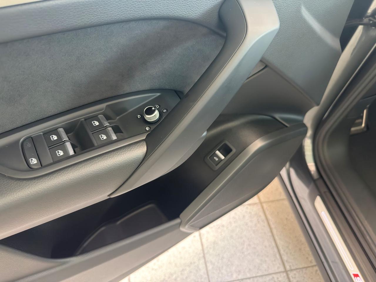 AUDI Q5 Sportback 2021 Sportback 40 tdi mhev Identity Black quattro s-tronic