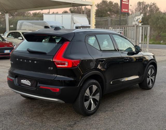 VOLVO XC40 D3 Geartronic Momentum Pro