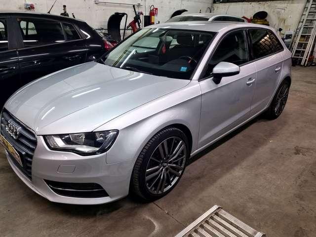 Audi A3 A3 5p 1.9 tdi Attraction 110cv auto