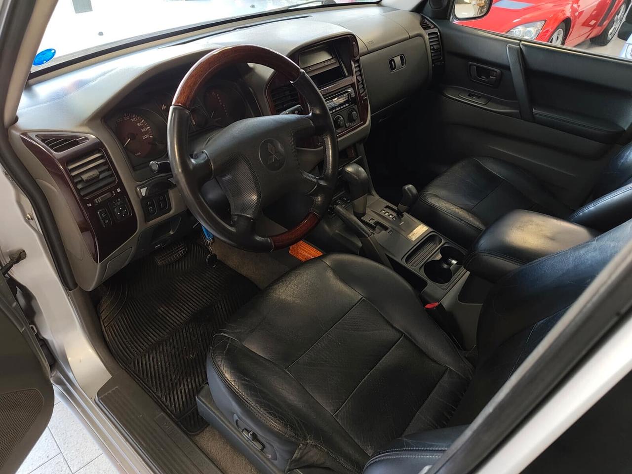 Mitsubishi Pajero 3.2 AUTOMATICO 83000KM