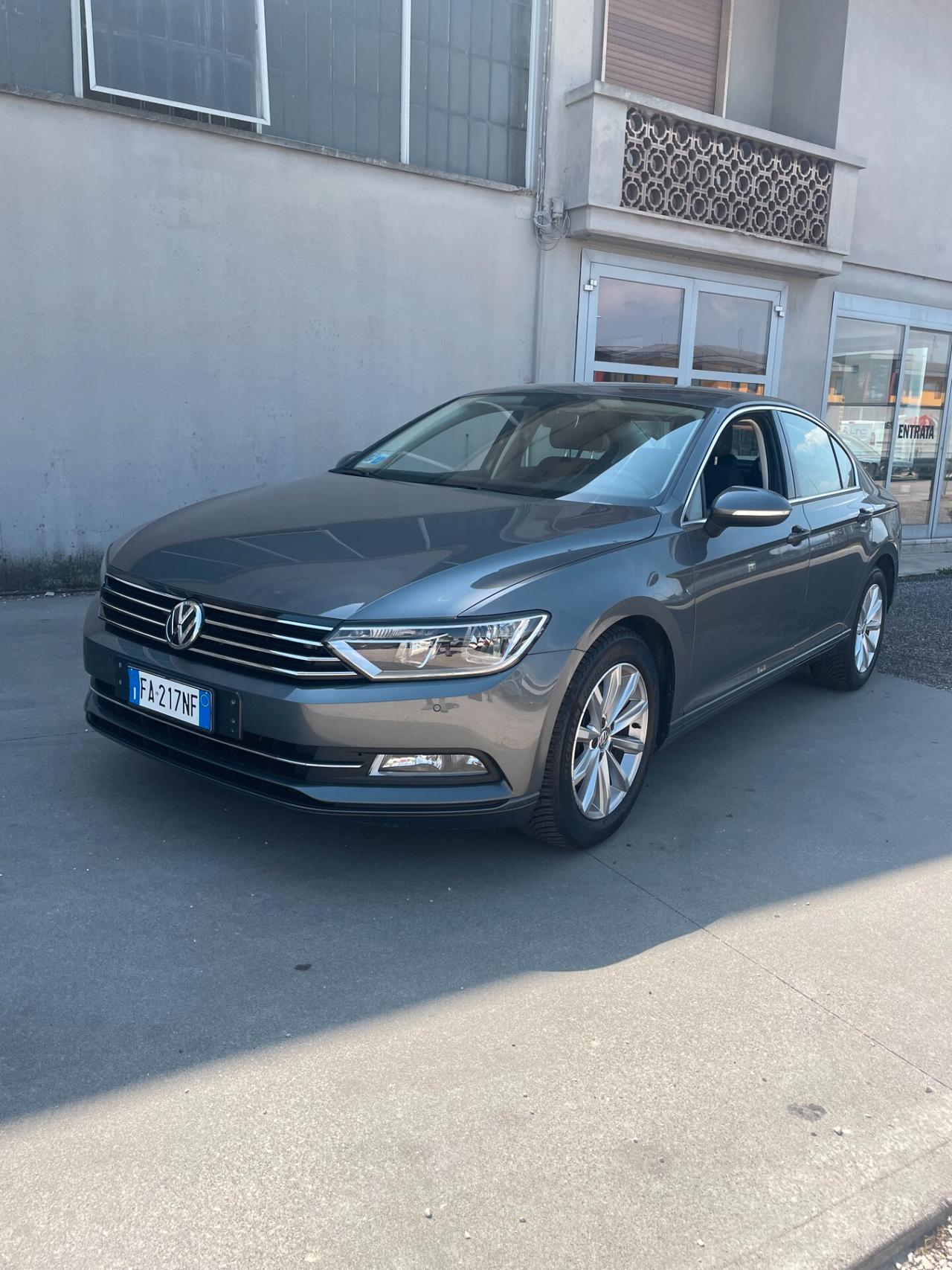 VOLKSWAGEN PASSAT VIII 2.0 TDI BLUEMOTION TECHNOLOGY BUSINESS 150 CV – ANNO 2015