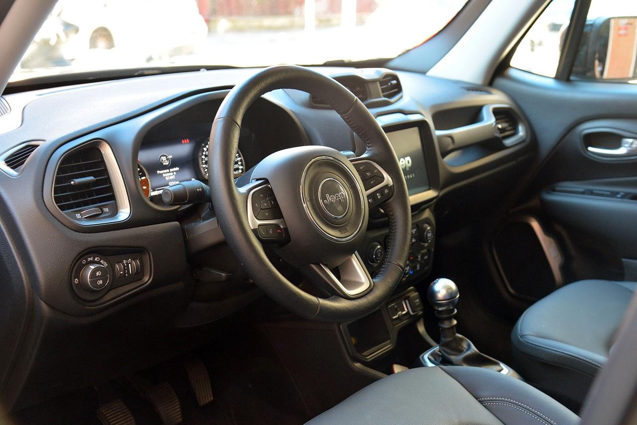 Jeep Renegade 1.6 MJT Limited 130CV PARI AL NUOVO