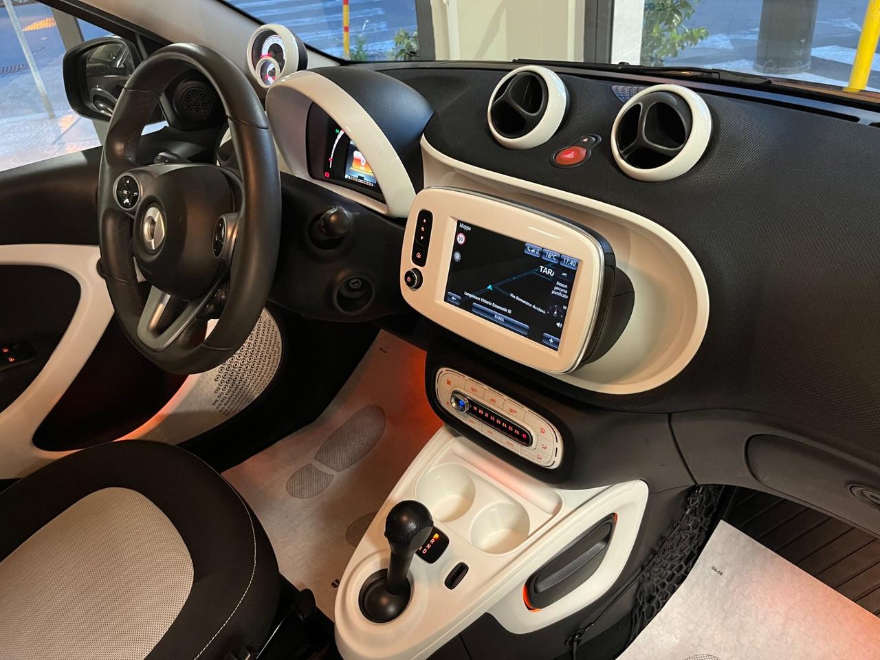 Smart ForFour 90 0.9 Turbo All. Brabus