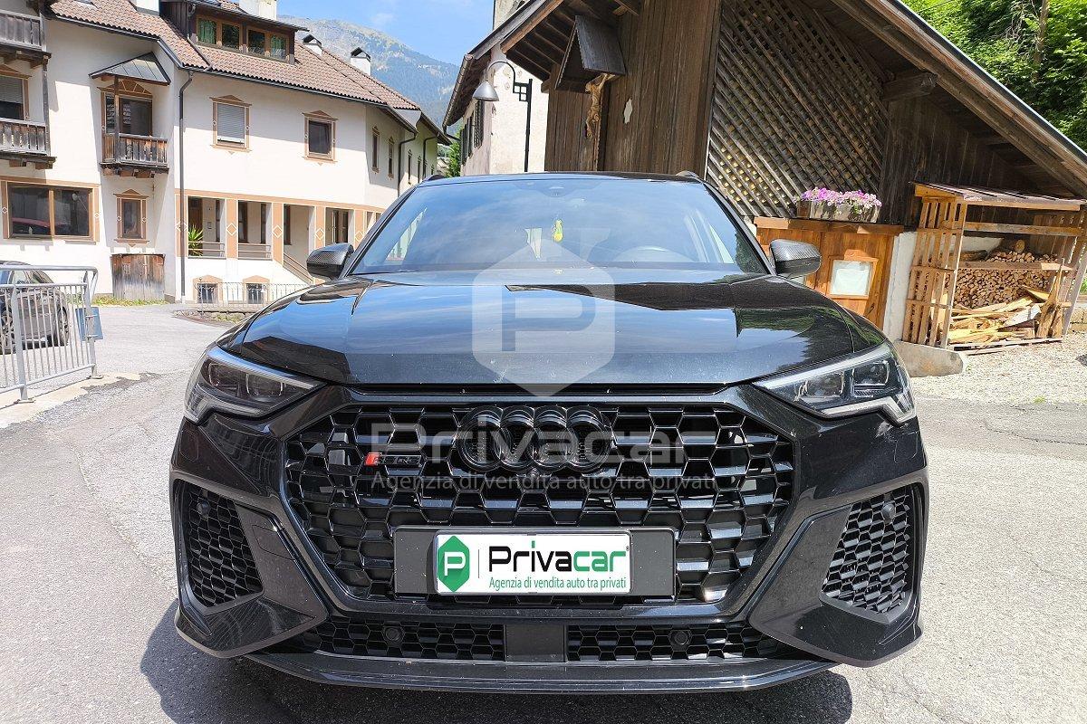 AUDI RS Q3 quattro S tronic