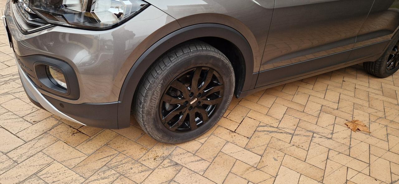 Volkswagen T-Cross 1.6 tdi 95cv. 24.000 km NAVIGATORE tagliandata