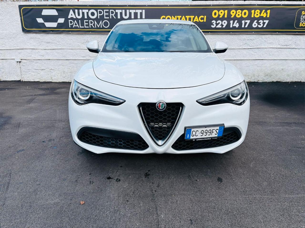 Alfa Romeo Stelvio 2.2 t Business rwd 160cv auto