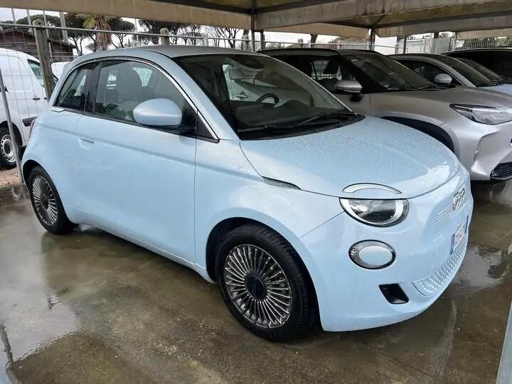 Fiat 500 500e Berlina 42 kWh Icon