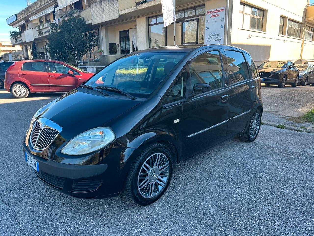 Lancia MUSA 1.4 16V Platino Plus cambio automatico