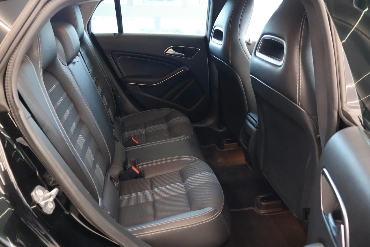 Mercedes-benz CLA 200d Auto Premium AMG