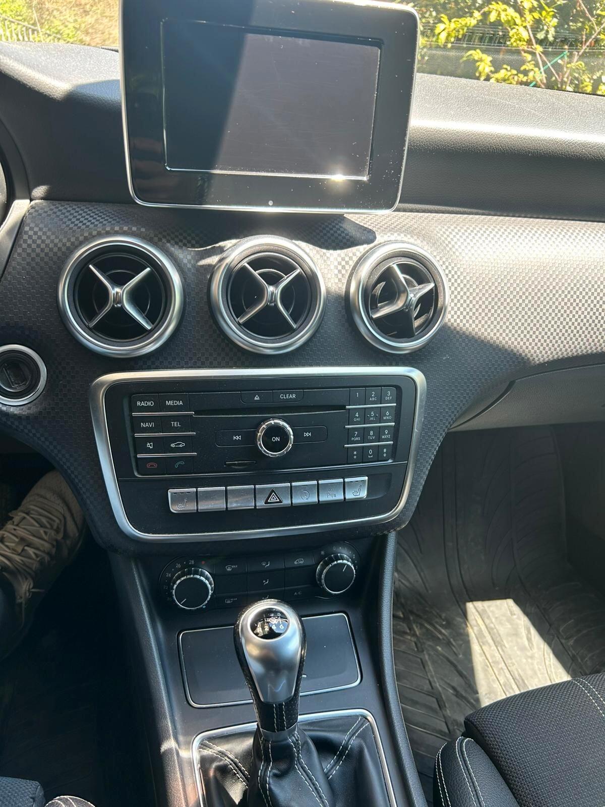 Mercedes- benz A 180 tdi 130.000 km - anno 2016 sport neo patent tagliandata ottime condizioni